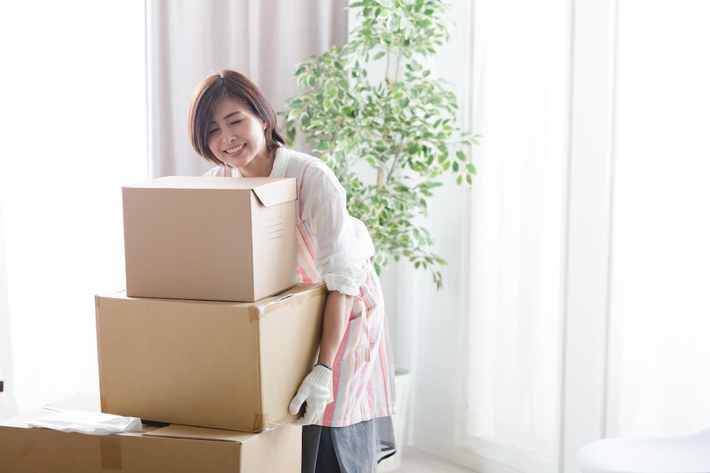 女性の引越し