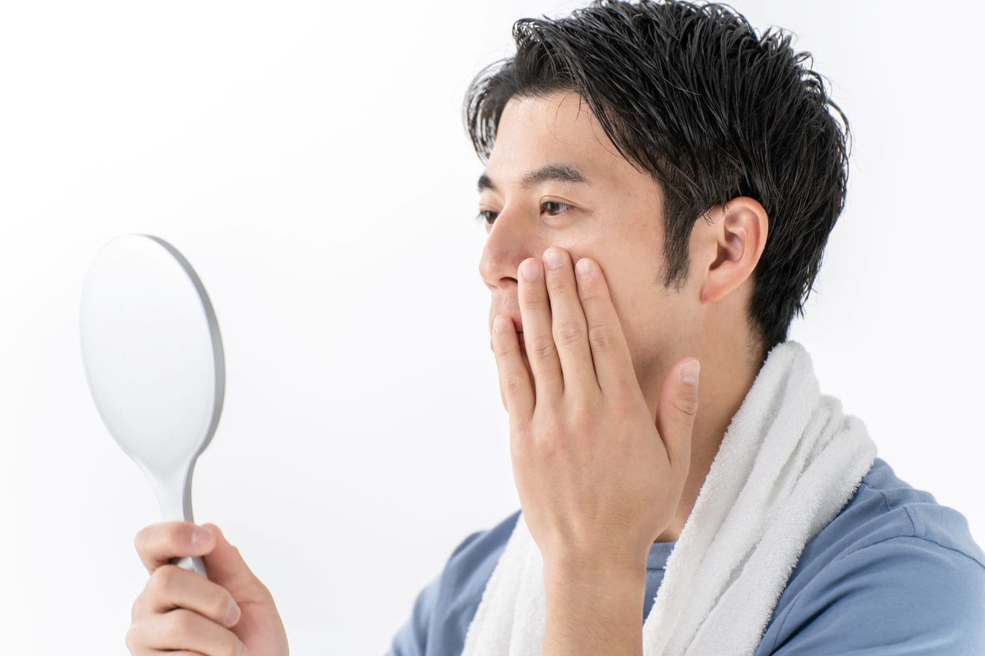 脱毛検討している男性