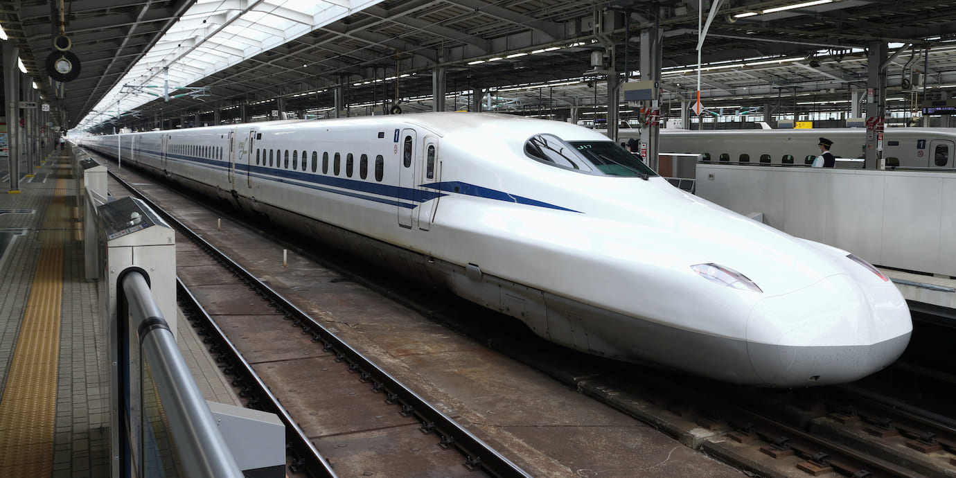 新横浜駅から新大阪駅までの新幹線料金。格安の新幹線チケット予約方法も！